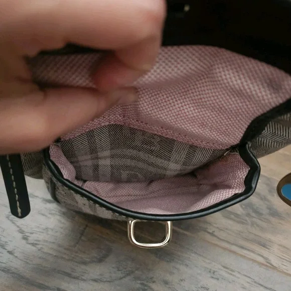 DOONEY & BOURKE Monogram‎ Canvas With Leather Strap Crossbody Purse Black Gray - Picture 8 of 10